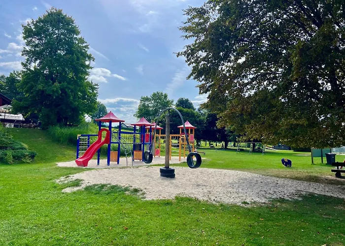 Modernes Mit Pool Naehe Woerthersee & Golfplatz